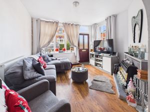 Living Room- click for photo gallery